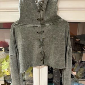 Vintage Havana cropped sweatshirt super soft size S